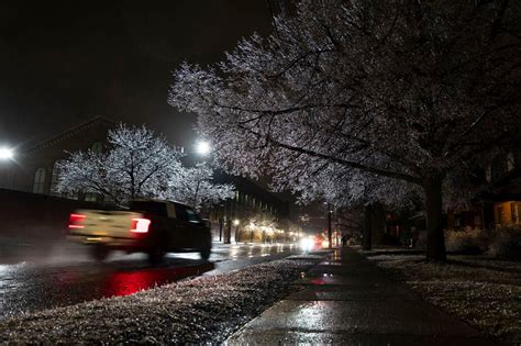 Ice storm closes Eastern Michigan, Washtenaw Community College - mlive.com