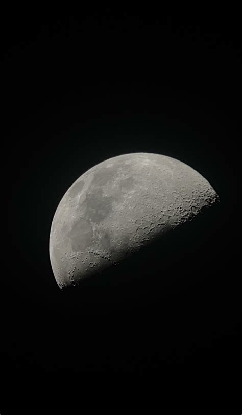 The moon (May 19) : r/astrophotography