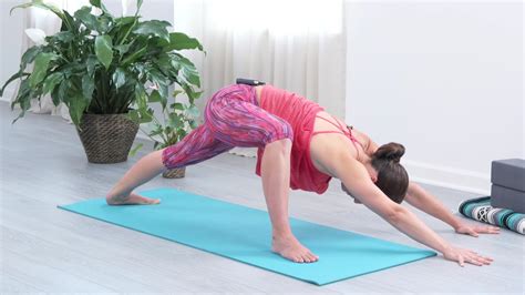 15-Minute Yoga Warm-Up | Yoga International