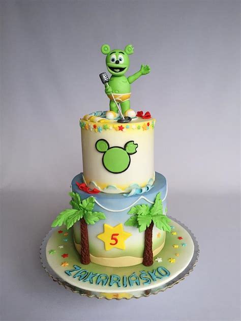 Gummy bear cake - Decorated Cake by Layla A - CakesDecor