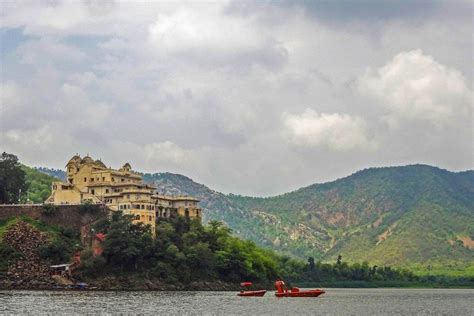 Siliserh Lake & Palace, Alwar - Timings, History, Best Time to Visit