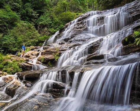 Waterfall Hikes - North Carolina Waterfalls | VisitNC.com