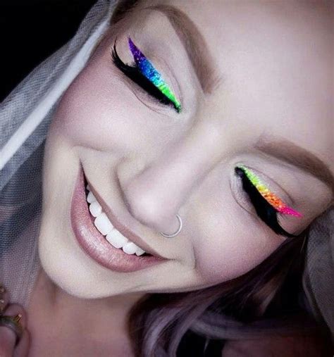 Rainbow eyeliner | We Heart It | mykie and glam and gore | Glam & gore, Mykie glam and gore ...