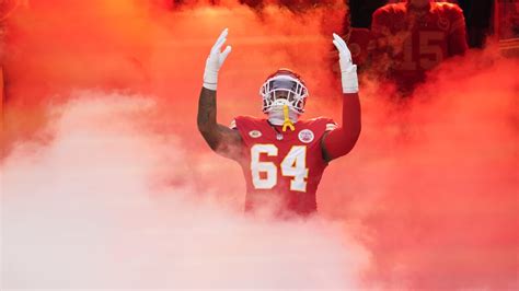 Chiefs LT Wanya Morris, WR Justyn Ross won’t practice Tuesday