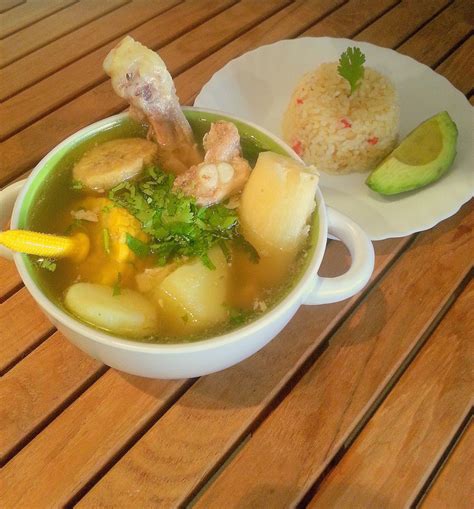 De Cabeza en la Cocina: Sancocho Colombiano