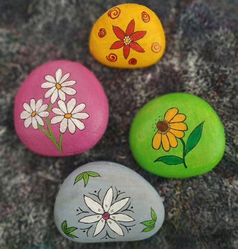 Flowers | Rock painting flowers, Painted rocks diy, Painted rocks kids