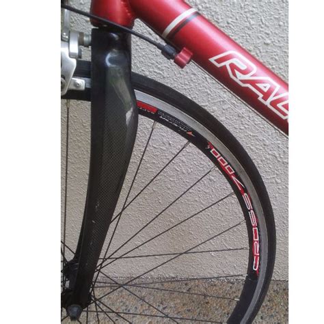 Road bike Raleigh with carbon parts, Sports Equipment, Bicycles & Parts, Bicycles on Carousell