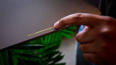 Get a closer look at the new Google Chromebook Pixel (pictures) - CNET