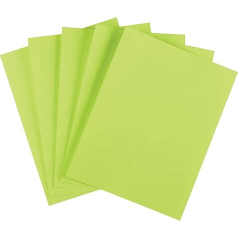 Staples Brights 24 lb. Colored Paper, Green, 500/Ream | Staples