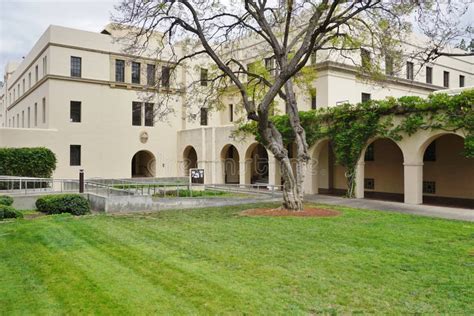 The Campus of Caltech (California Institute of Technology) Editorial Stock Photo - Image of ...