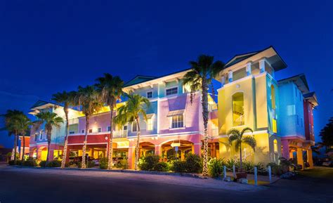 Discount Coupon for The Lighthouse Resort Inn & Suites in Ft Myers Beach, Florida - Save Money!