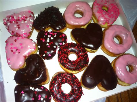 The Holidaze: Dunkin Donuts - Valentine's Day