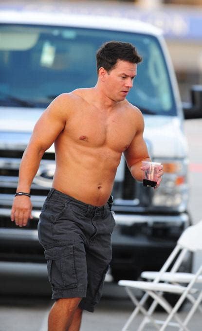 Mark Wahlberg On The Set Of Pain And Gain