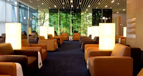 Lufthansa's new lounges at London Heathrow T2 Star Alliance terminal - Executive Traveller