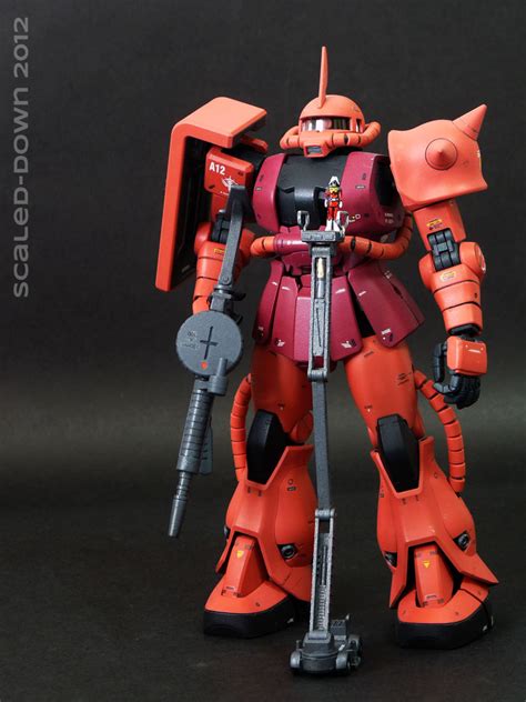 Scaled Down: MS-06S Zaku II - Char Aznable Custom Mobile Suit Gallery