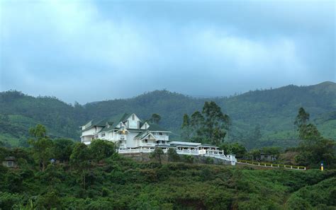 Munnar Hotels and Resorts - Elysium Garden Munnar