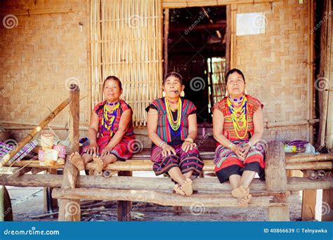 LAOS, BOLAVEN FEB 12, 2014 : Unidentified Alak Tribe Women in V Editorial Stock Image - Image of ...