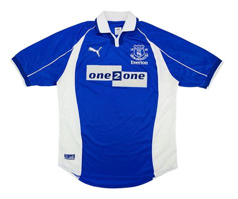 Everton 2001-02 Home Kit