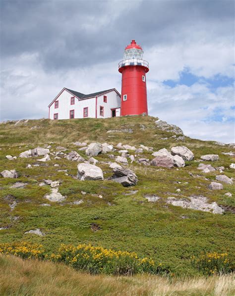 Ferryland Head Lighthouse, Newfoundland Canada at Lighthousefriends.com