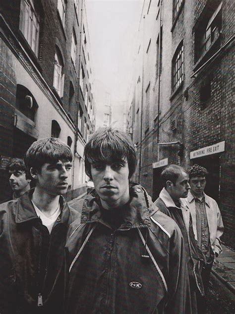 1990s Oasis | Oasis band, Musica, Músicas de sucesso