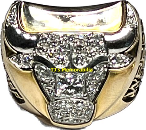 1997 CHICAGO BULLS NBA CHAMPIONSHIP RING - Buy and Sell Championship Rings