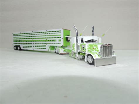 DCP CUSTOM LIME/WHITE STRETCHED&LOWERED PETERBILT 379 36"SLEEPER 1/64 ...