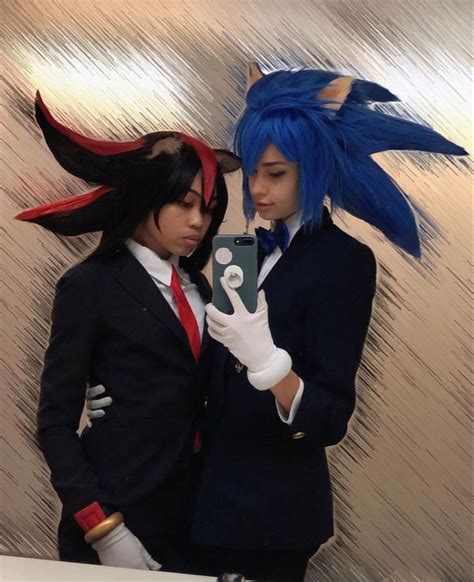 Sonic and Shadow the hedgehog cosplay | Cosplay outfits, Shadow the ...