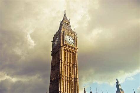 Queen Elizabeth Tower, London · Free Stock Photo