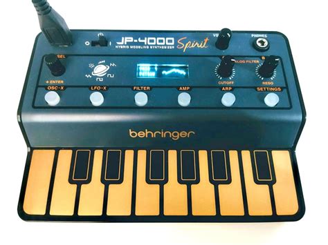 another cheap Behringer synth : synthesizers