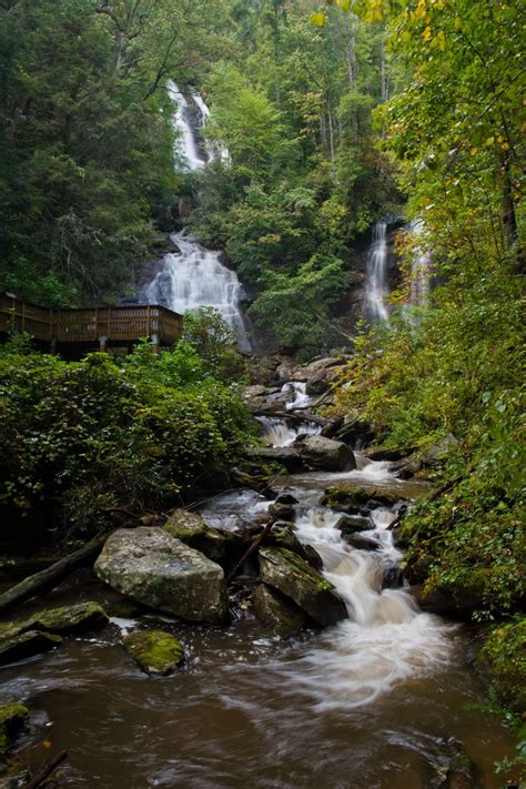 Hiking Shenandoah: Anna Ruby Falls