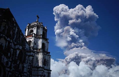 The Ominous Rumblings of Mount Mayon - The Atlantic