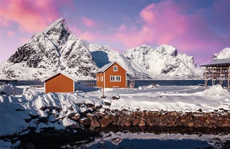 17 Bucket-List Things to Do in Lofoten in Winter (+ Tips!)