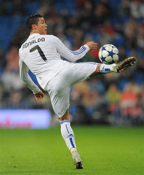 Cristiano Ronaldo "CR7" Mad Skills | I