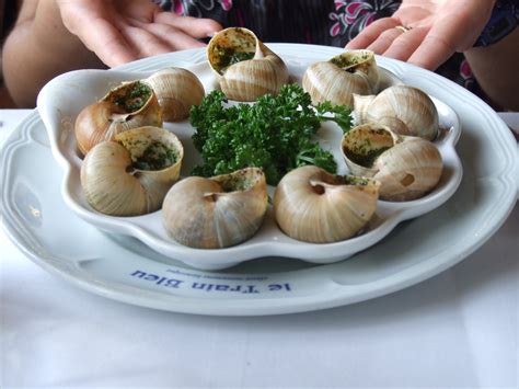 Food for Thought: Escargot | Articles about the French culture, language, and lifestyle!