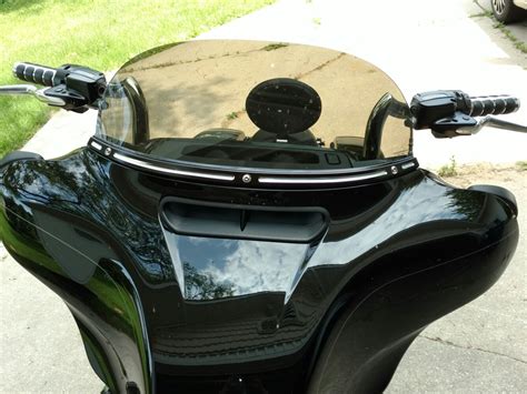 H-D Edge Cut Windshield Trim - Harley Davidson Forums