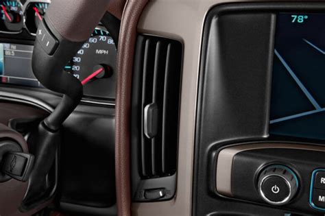 2015 Chevrolet Silverado 1500: 76 Interior Photos | U.S. News