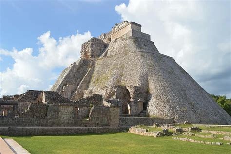 Aztec Architecture -1434 | Ancient World | ArchArticulate - Arch Articulate