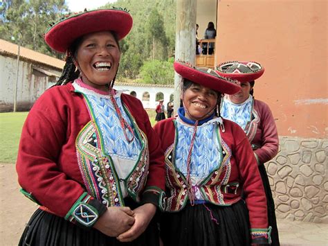 Cultural Tidbit: Traditional Peruvian Dress | Ecela Spanish