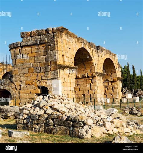 history pamukkale old construction in asia turkey the column and the roman temple Stock Photo ...