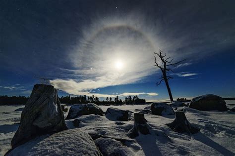 Lunar halo. | Smithsonian Photo Contest | Smithsonian Magazine