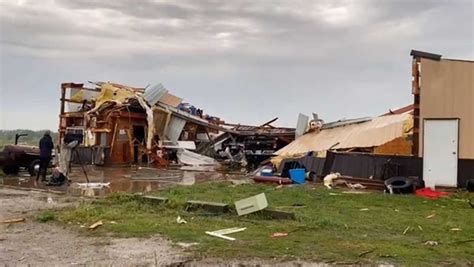 VIDEO: Tornado touches down overnight in Oklahoma, leaving behind significant damage