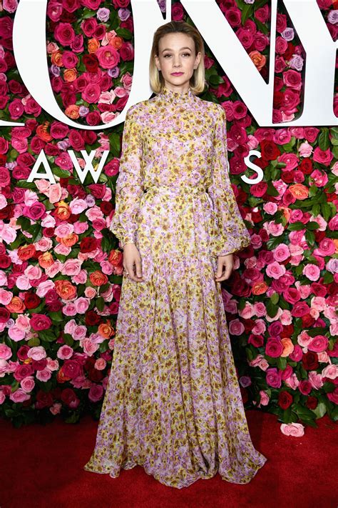 Carey Mulligan Makes the Case for Modest Style on the 2018 Tony Awards ...