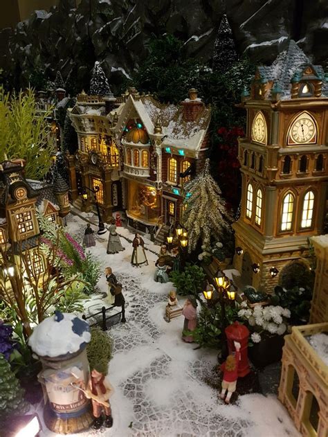 Extravagant DIY Christmas village scene display ideas – Introvert in ...