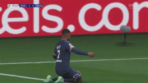 Mbappe knee slide fail - YouTube