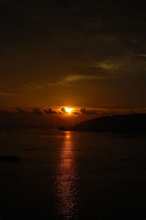 Kota Kinabalu sunset | Sunset, Nature inspiration, Beautiful sunrise