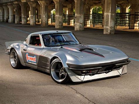 The 1964 Chevrolet Corvette Stingray looked ahead of its time ...