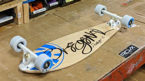 Best Longboard For Beginners: Cruiser Setup