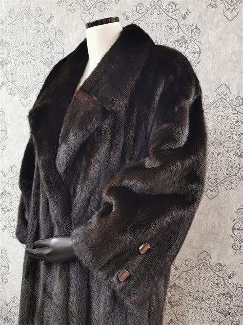 "The American Fur Awards, American Ultra" Mink Fur Full Length Coat ...