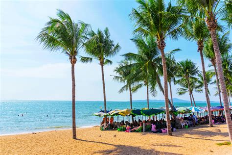 9 Best Villas In Na Jomtien, Thailand With Beach Access | Trip101