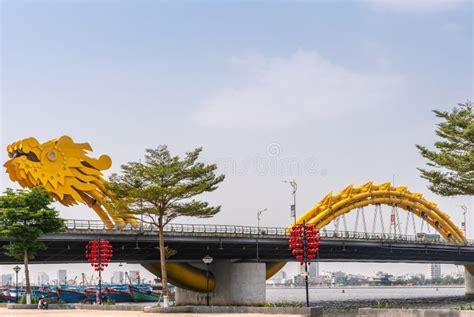 Head of Cau Rong or Dragon Bridge, Da Nang Vietnam Editorial Stock Image - Image of span ...